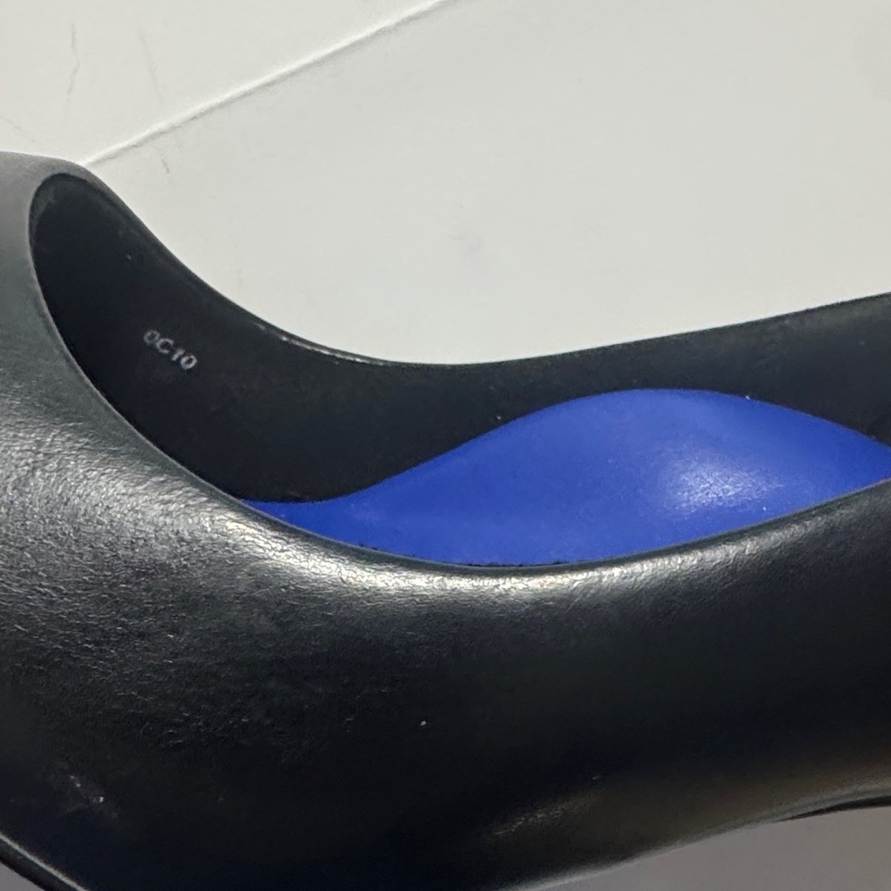 Antonia Saint size 10 Black Leather elegant Pumps Heels - Picture 7 of 9